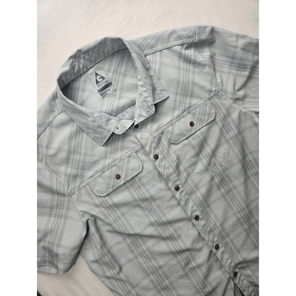 Gerry Mens Short Sleeve Plaid Button Up Shirt Size Large Gray Polyester Spandex